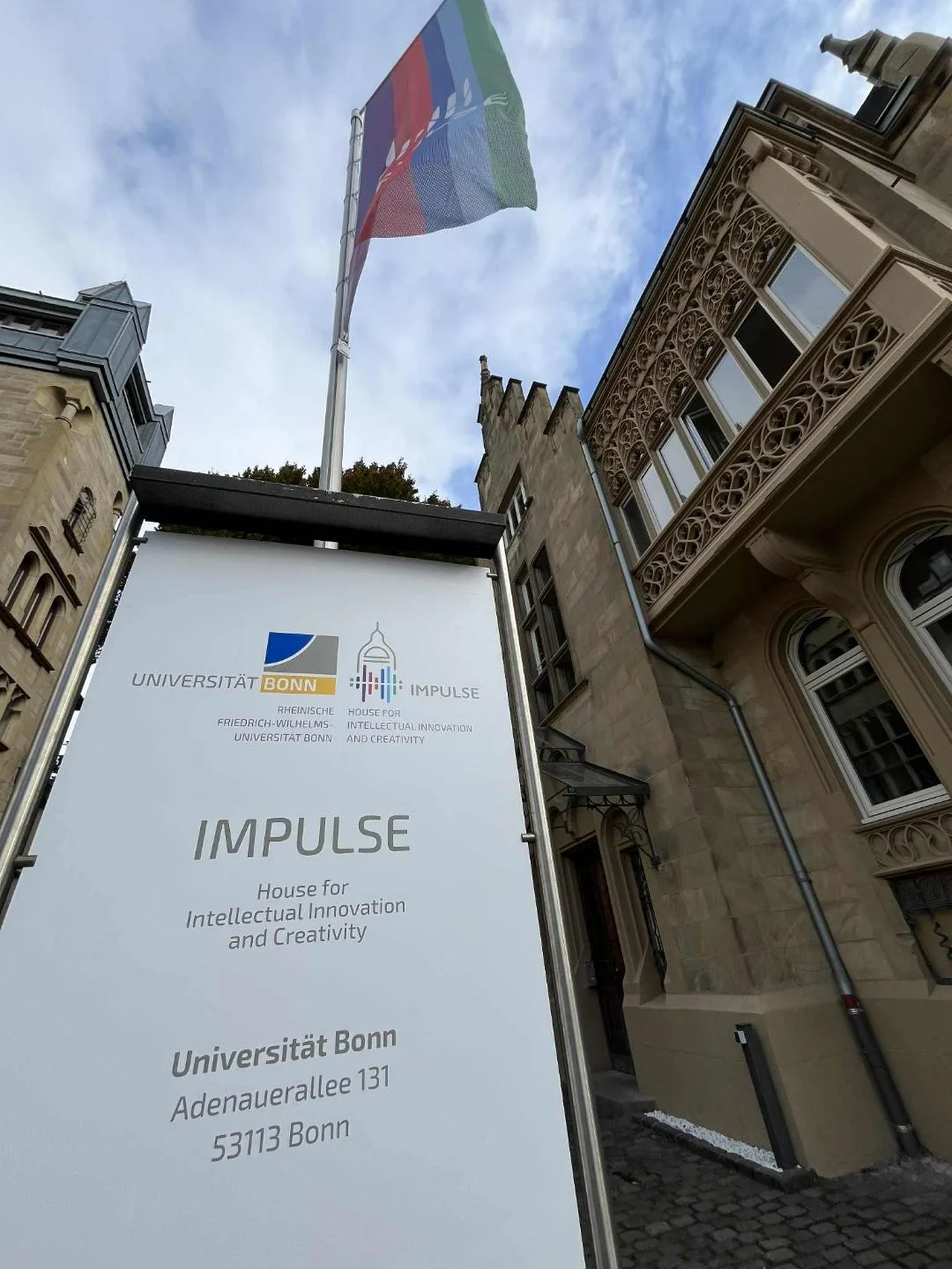 Vor dem Impulsecenter